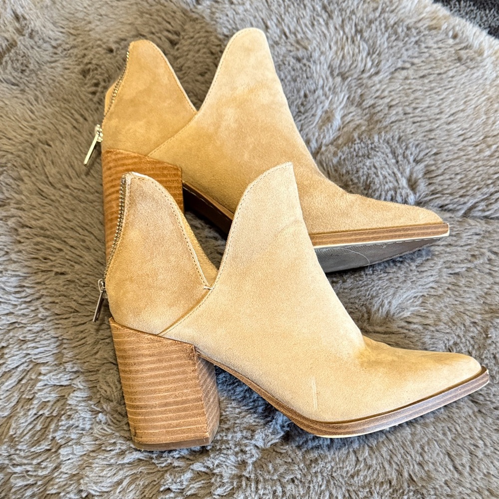 Steve Madden tan Suede Heeled Boots